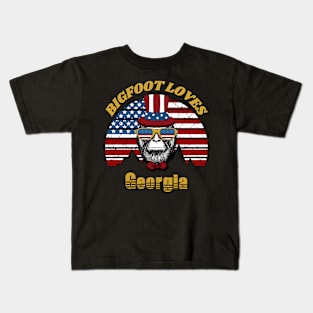 Bigfoot loves America and Georgia Kids T-Shirt